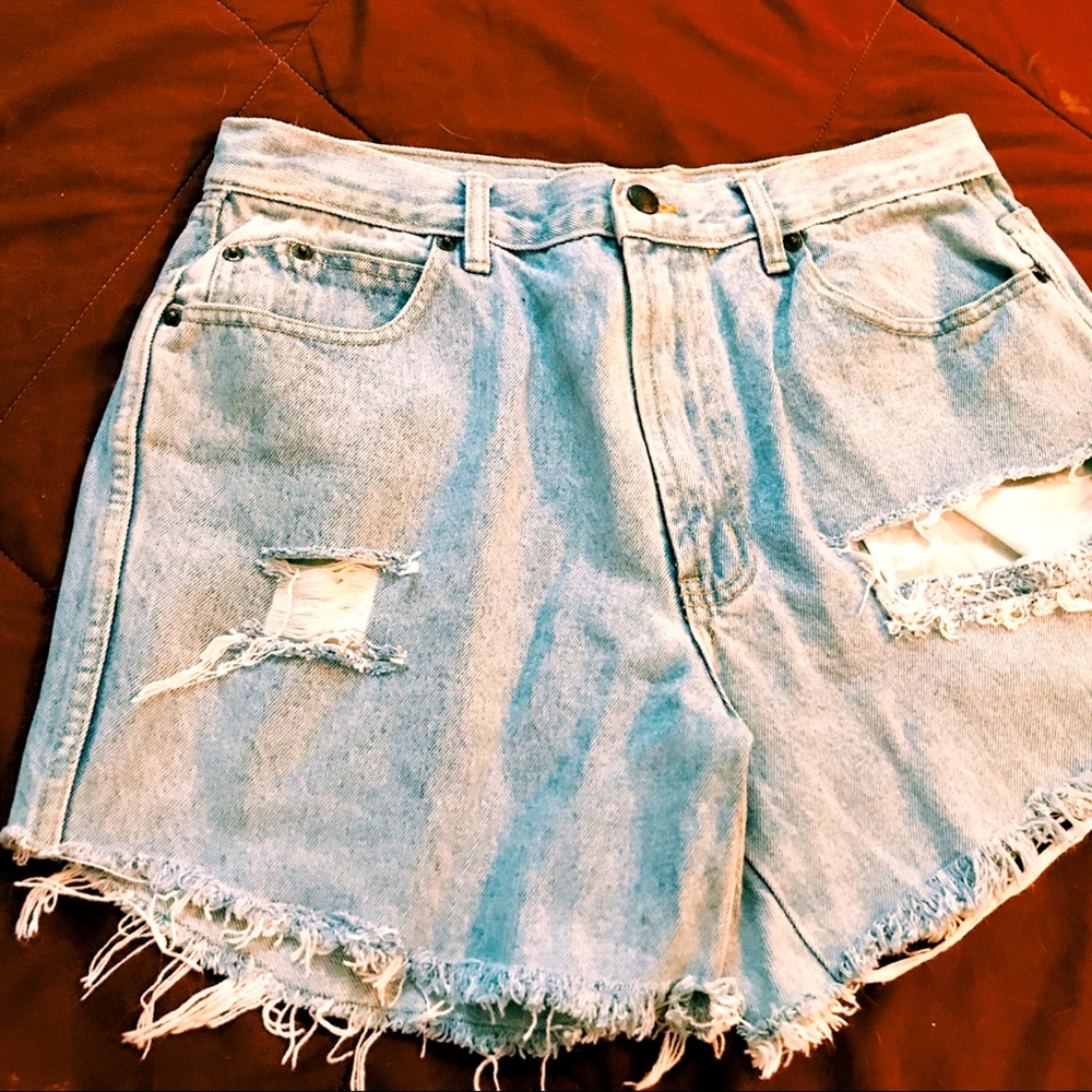 Distressed shorts
